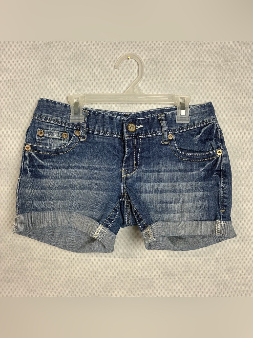 Y2K Maurices Women’s Denim Shorts Sz 1/2 Cuffed Low Rise Embroidered Rhinestone